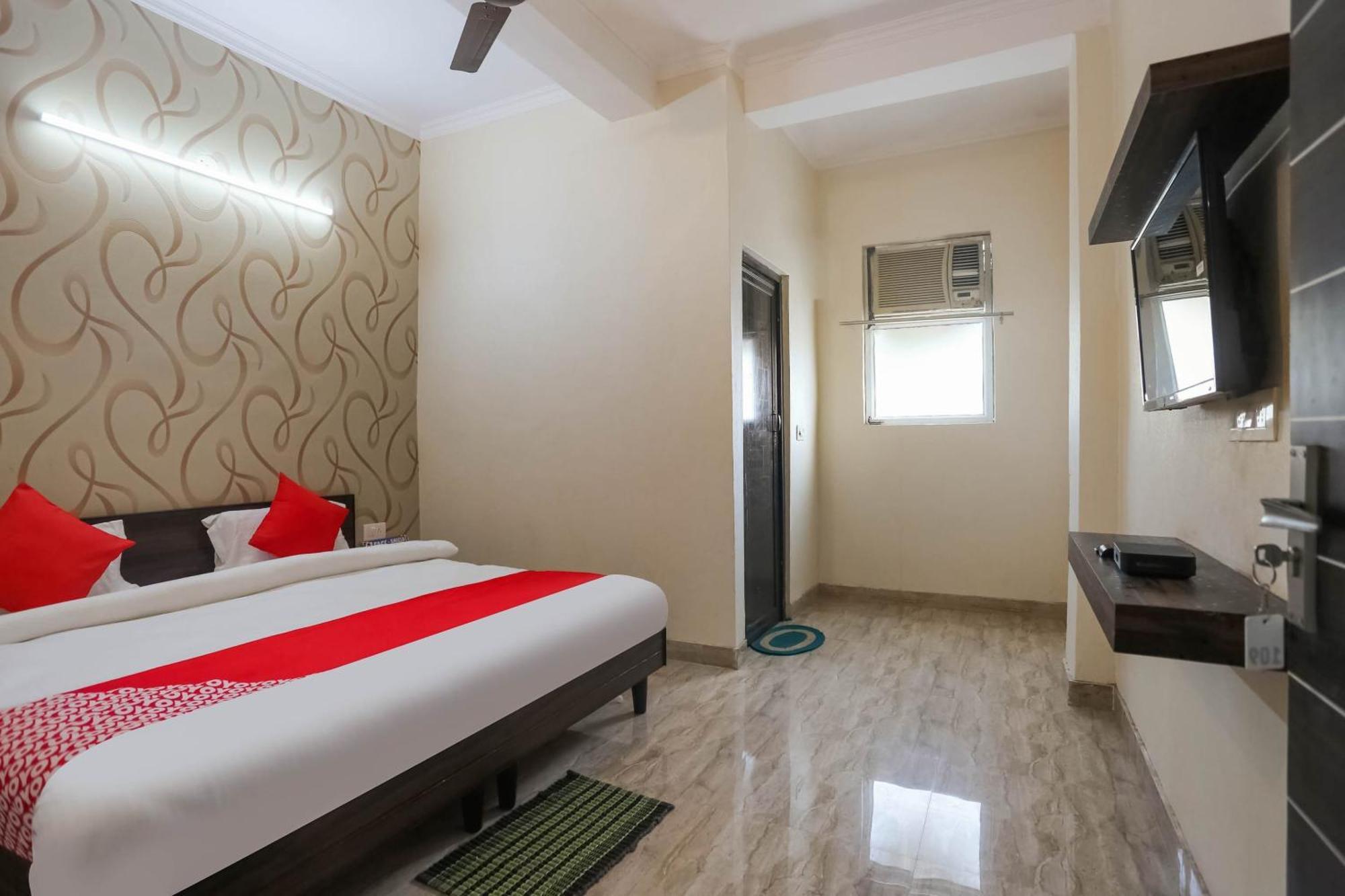 Hotel O Dream Town نيودلهي المظهر الخارجي الصورة