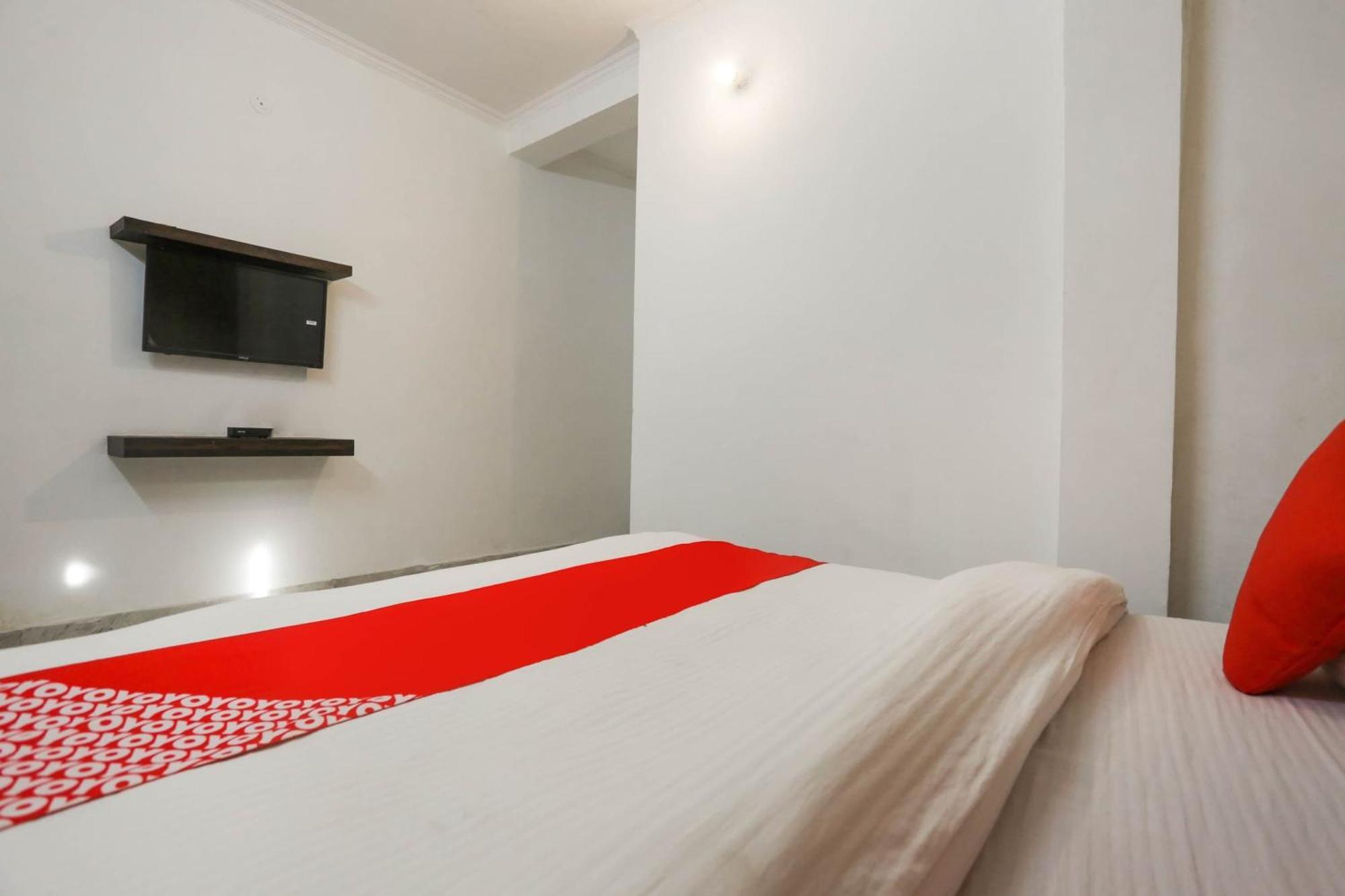Hotel O Dream Town نيودلهي المظهر الخارجي الصورة