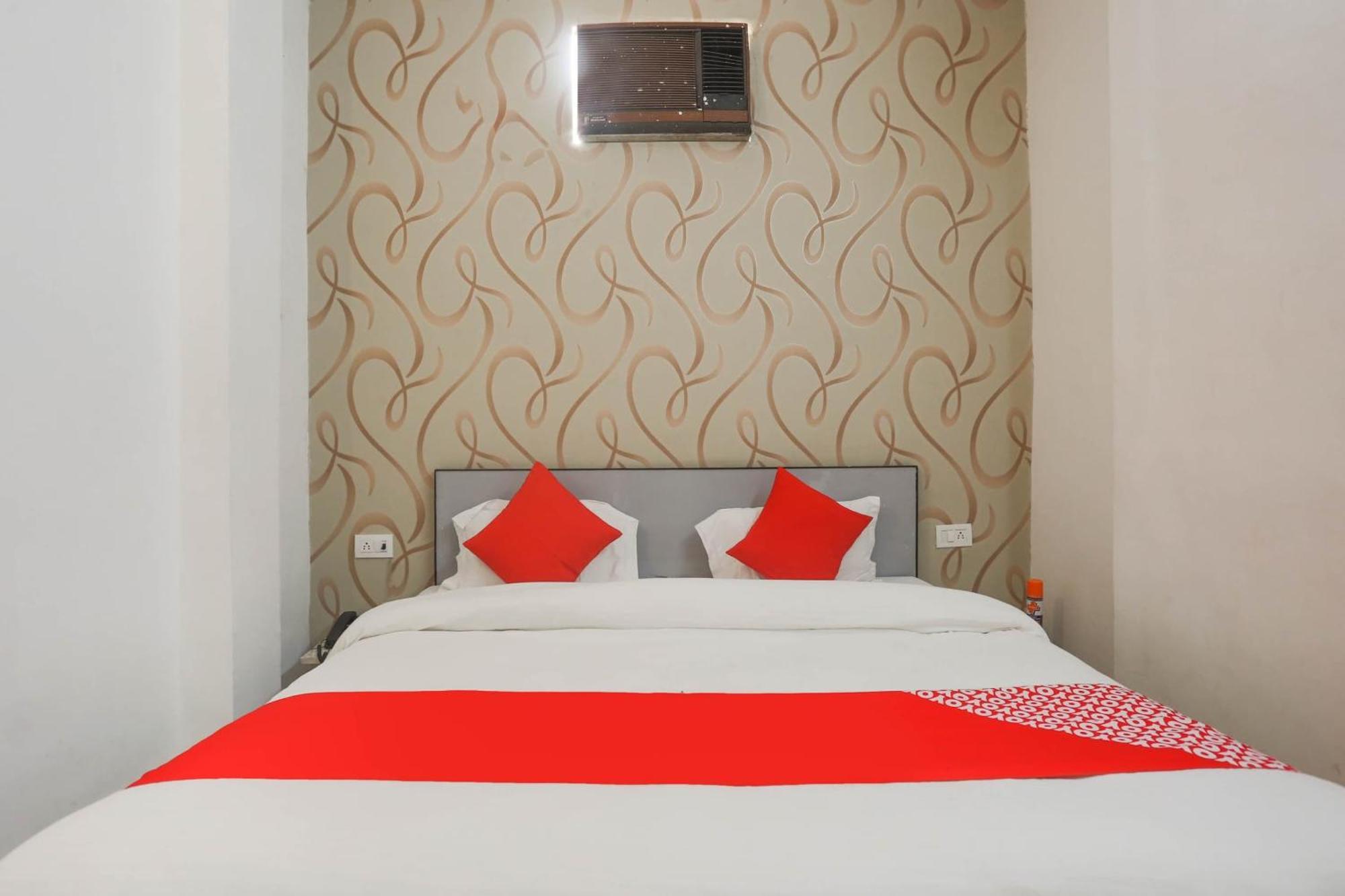 Hotel O Dream Town نيودلهي المظهر الخارجي الصورة